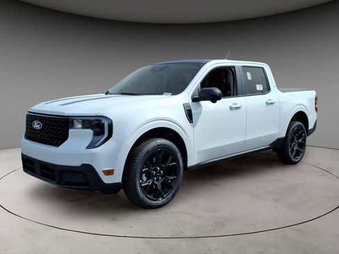 New 2026 Ford Maverick Lariat w/ Black Appearance Package image 1