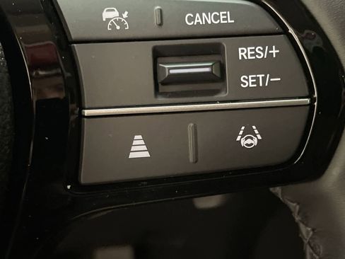 Certified 2025 Honda Pilot EX-L image 34