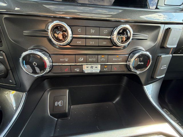Used 2022 Ford F150 XLT w/ Equipment Group 302A High AWD/4WD image 18