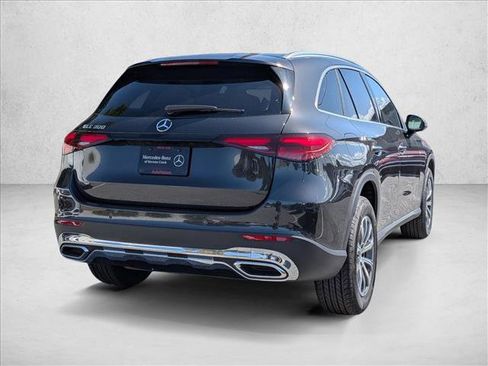 New 2026 Mercedes-Benz GLC 300 image 2