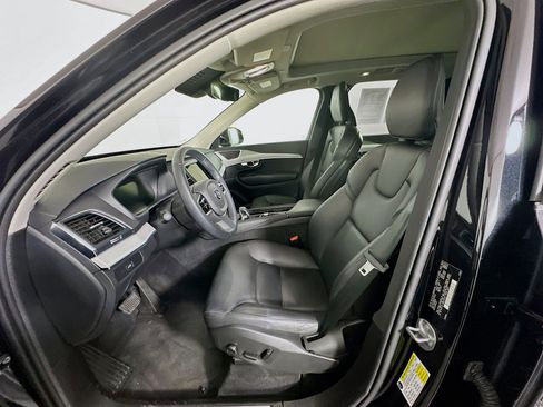 Used 2024 Volvo XC90 B5 Core image 13