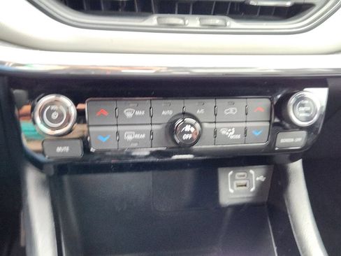 Used 2023 Jeep Compass Limited AWD/4WD image 21