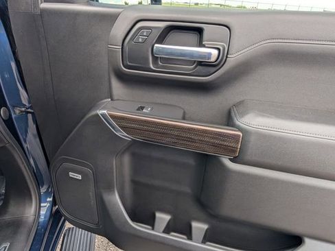 Used 2020 Chevrolet Silverado 1500 RST AWD/4WD image 5