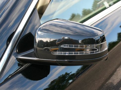 Used 2012 Mercedes-Benz E 350 Cabriolet image 25
