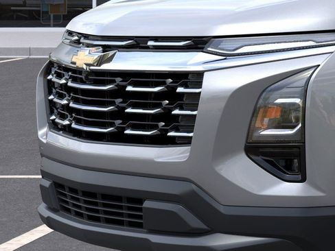 New 2026 Chevrolet Equinox LT FWD image 13