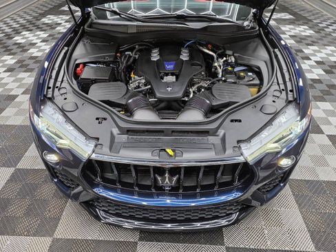 Used 2021 Maserati Levante S GranSport AWD/4WD image 41