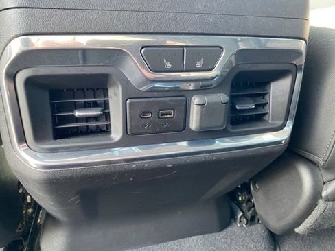Used 2019 GMC Sierra 1500 SLT w/ SLT Premium Plus Package AWD/4WD image 29