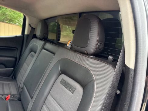 Used 2015 GMC Canyon SLE w/ All-Terrain Package AWD/4WD image 21