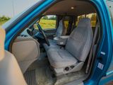 Used 1997 Ford F150 XLT image 2
