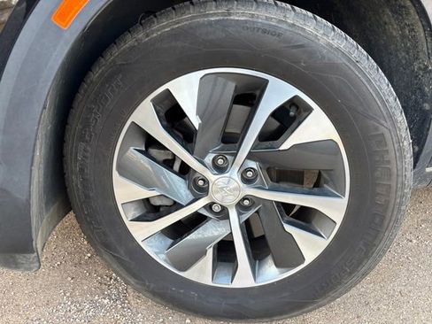 Used 2022 Hyundai Palisade SEL w/ Cargo Package image 2