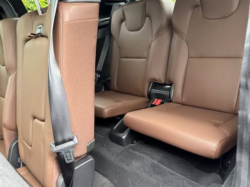 Certified 2023 Volvo XC90 T8 Plus image 16