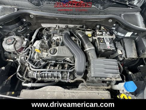 Used 2022 Volkswagen Taos SE image 29