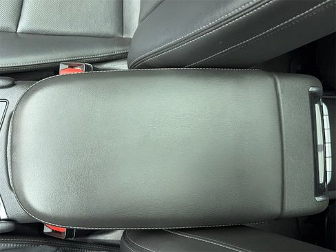 Used 2020 Cadillac XT6 Premium Luxury image 32