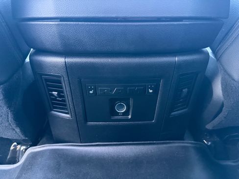 Used 2017 RAM 2500 Laramie image 25