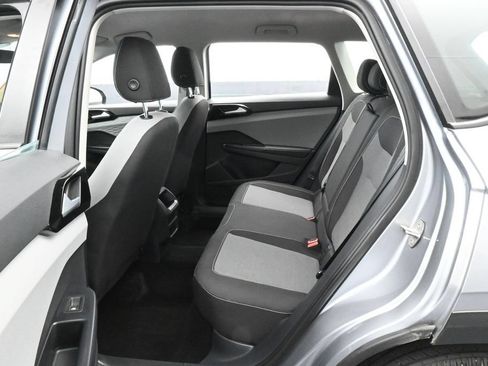 Used 2024 Volkswagen Taos S FWD image 26