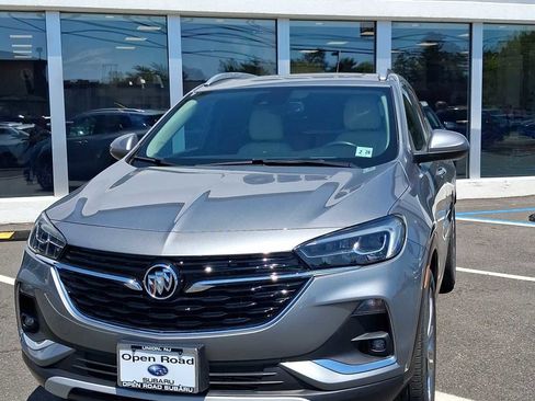Used 2023 Buick Encore GX Essence w/ Experience Buick Package FWD image 1