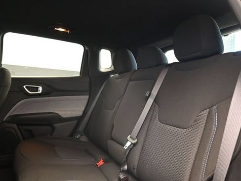 Used 2025 Jeep Compass Sport w/ Mopar Graphics Package AWD/4WD image 13