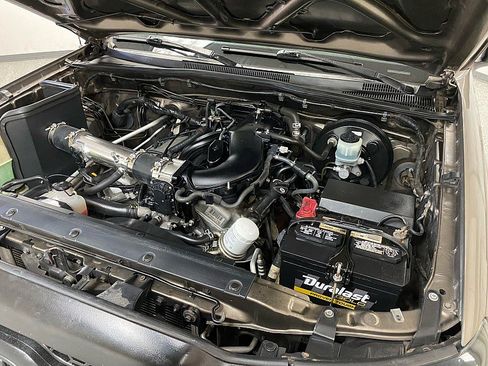 Used 2011 Toyota Tacoma PreRunner w/ SR5 Pkg #2 image 14