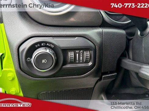 Used 2021 Jeep Wrangler Unlimited Sahara AWD/4WD image 14