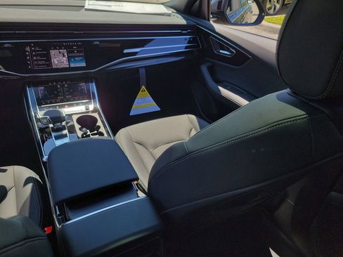 New 2026 Audi Q8 Premium Plus image 24