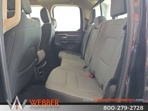 Used 2019 RAM 1500 Big Horn AWD/4WD image 10