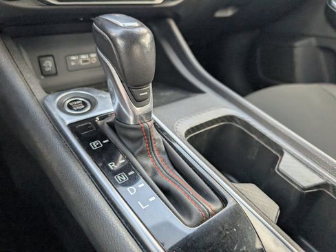 Used 2024 Nissan Sentra SR FWD image 15