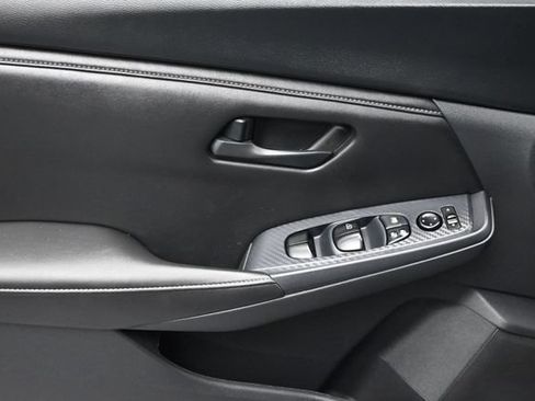Used 2024 Nissan Sentra S w/ Lighting Package FWD image 8