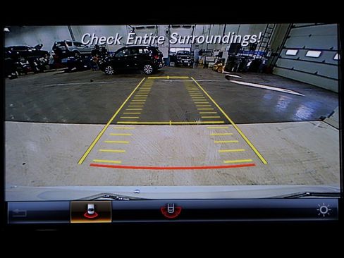 Used 2019 Mercedes-Benz GLC 300 4MATIC image 20