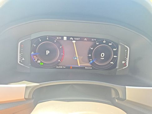 Used 2022 Volkswagen Atlas SEL image 18