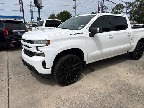 Used 2019 Chevrolet Silverado 1500 RST w/ All-Star Edition image 3