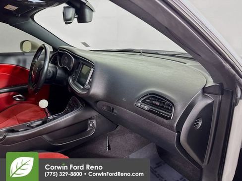 Used 2016 Dodge Challenger R/T Scat Pack w/ Leather Interior Group image 30