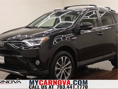 Used 2016 Toyota RAV4 XLE w/ Convenience Package AWD/4WD image 1