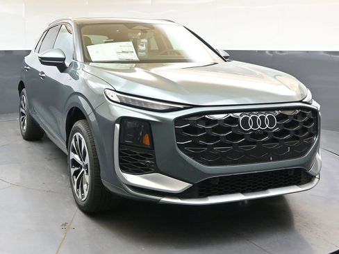 New 2026 Audi Q3 quattro 2.0T AWD/4WD image 8