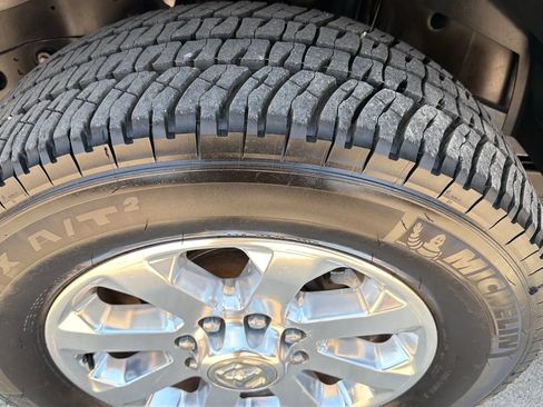 Used 2019 RAM 2500 Laramie AWD/4WD image 8
