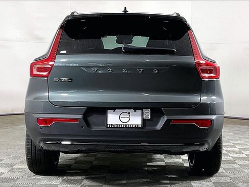 New 2026 Volvo EX40 Plus w/ Climate Package image 3