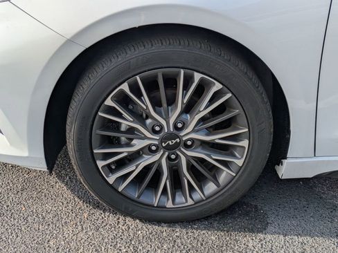 Used 2022 Kia Forte GT-Line w/ GT-Line Technology Package image 10