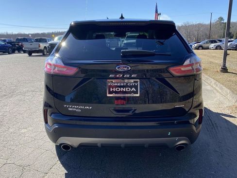 Used 2024 Ford Edge Titanium image 4