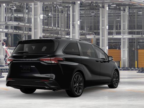 New 2026 Toyota Sienna XSE FWD image 9