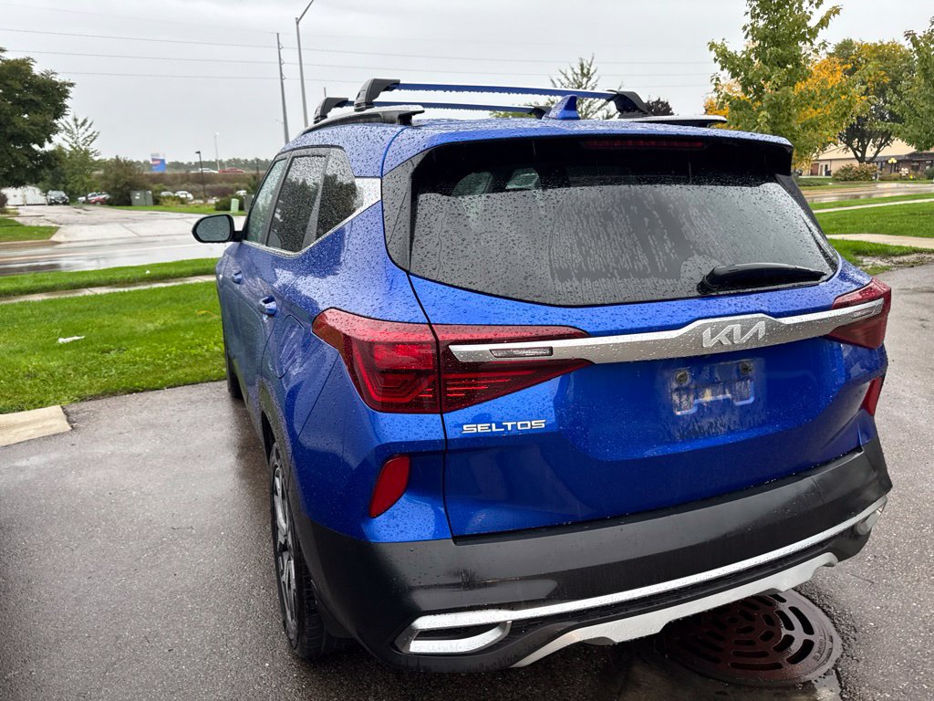 Used 2023 Kia Seltos EX AWD/4WD image 6
