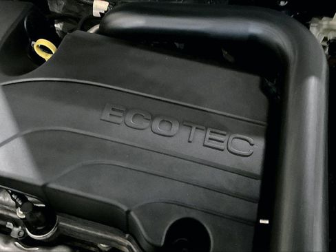 Used 2023 GMC Terrain SLE w/ Driver Convenience Package image 35