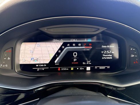 Used 2023 Audi SQ8 Prestige image 31