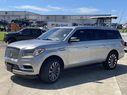 Used 2020 Lincoln Navigator L Reserve w/ Luxury Package AWD/4WD image 7