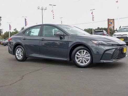 New 2026 Toyota Camry LE image 7