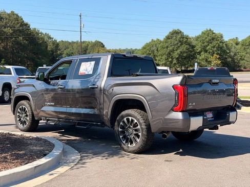 Used 2023 Toyota Tundra Limited w/ Power Package AWD/4WD image 9