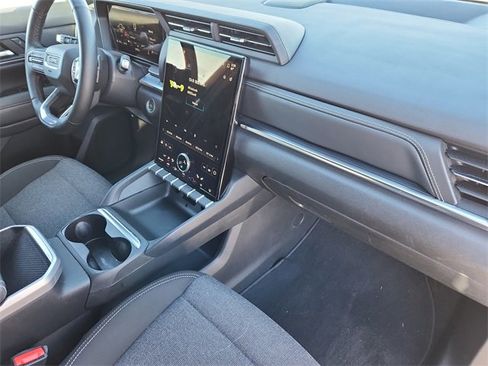 Used 2025 GMC Terrain Elevation image 19