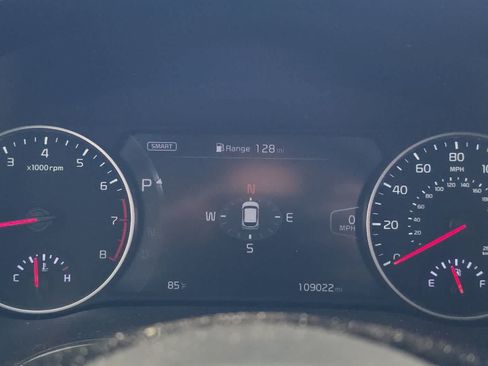 Used 2022 Kia Seltos SX w/ Sunroof Package AWD/4WD image 25