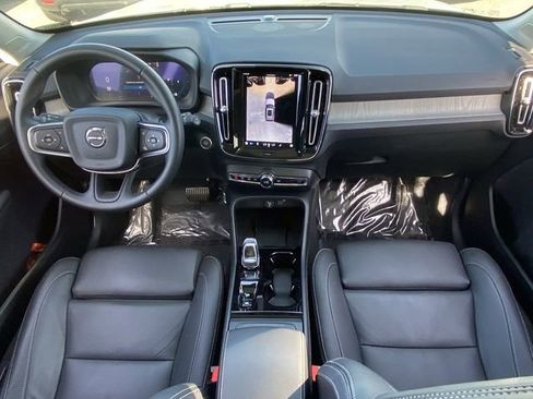 New 2025 Volvo XC40 B5 Plus w/ Protection Package Premier image 16