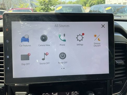 Used 2017 Nissan Titan Platinum Reserve AWD/4WD image 28