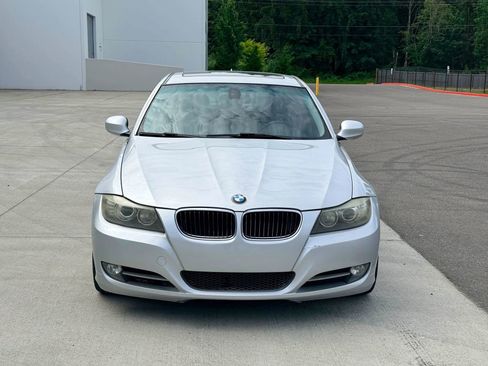 Used 2010 BMW 335i Sedan RWD image 8