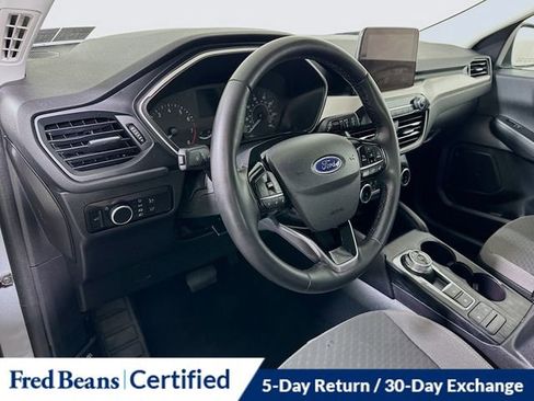 Used 2022 Ford Escape SE w/ SE Sport Appearance Package AWD/4WD image 11